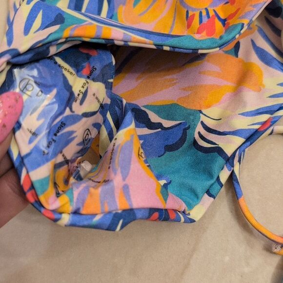 NWT Stone Fox Swim SET Lele Top and River Bottom Tropical Lily Blue Revolve - Picture 11 of 15